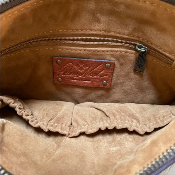 Excellent condition Patricia Nash Red Italian Leather Fringe Clutch Wristlet - Picture 2 of 2